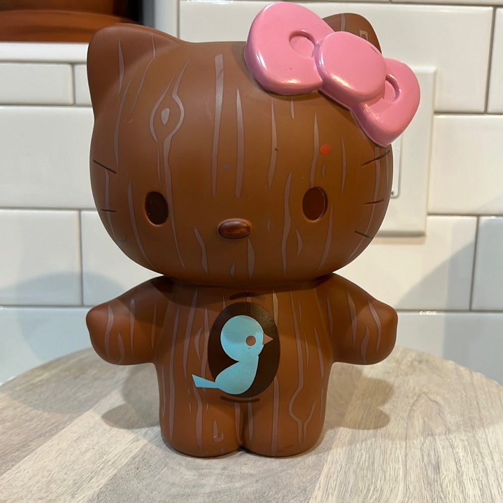 Hello kitty piggy bank